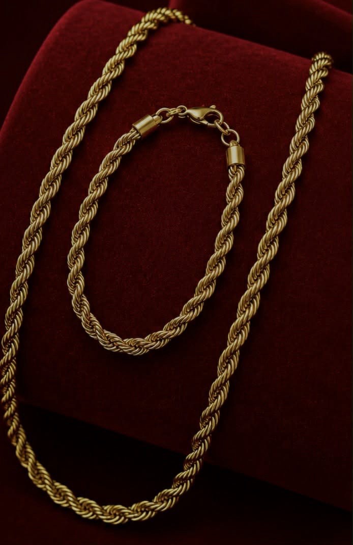 Aurora Vale 18K Yellow Gold Rope Chain Necklace 20in 5mm Lobster Clasp