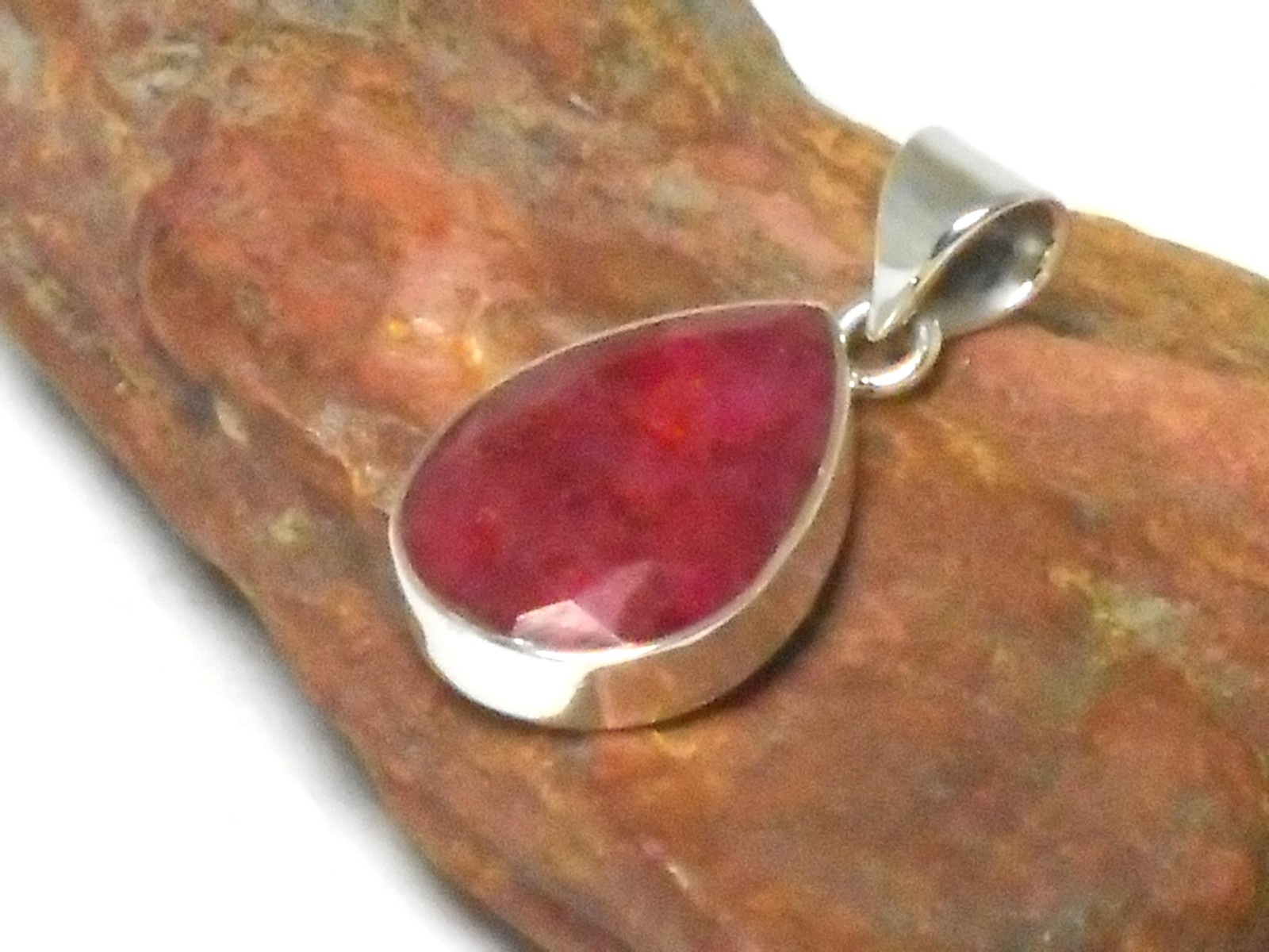 Pink Red RUBY Sterling Silver 925 Gemstone Pendant