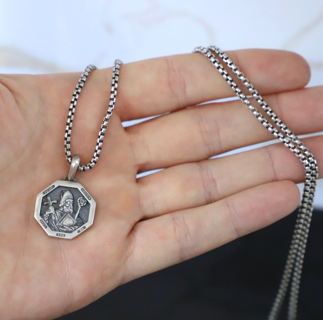 David Yurman Silver Saint Patrick Amulet Pendant w/ 2.7mm Box Chain Necklace