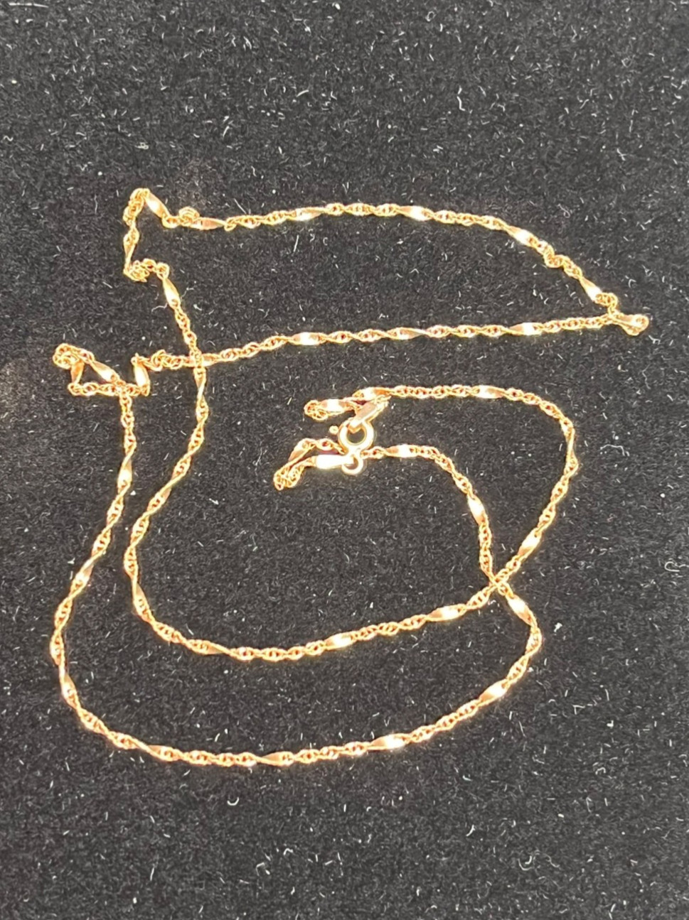 24″ 14k Rose Gold Chain 3.07GRAMS! Singapore with spiral stations Italy, Quality