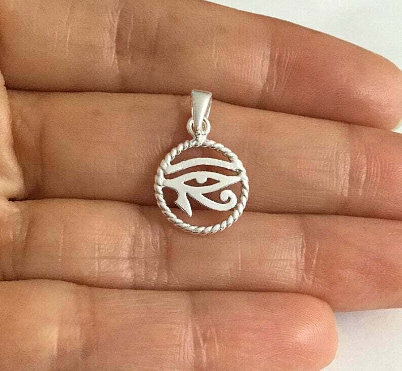 925 Sterling Silver Egyptian Eye of Horus Pendant / Dije de Ojo plata 925 -ESP11