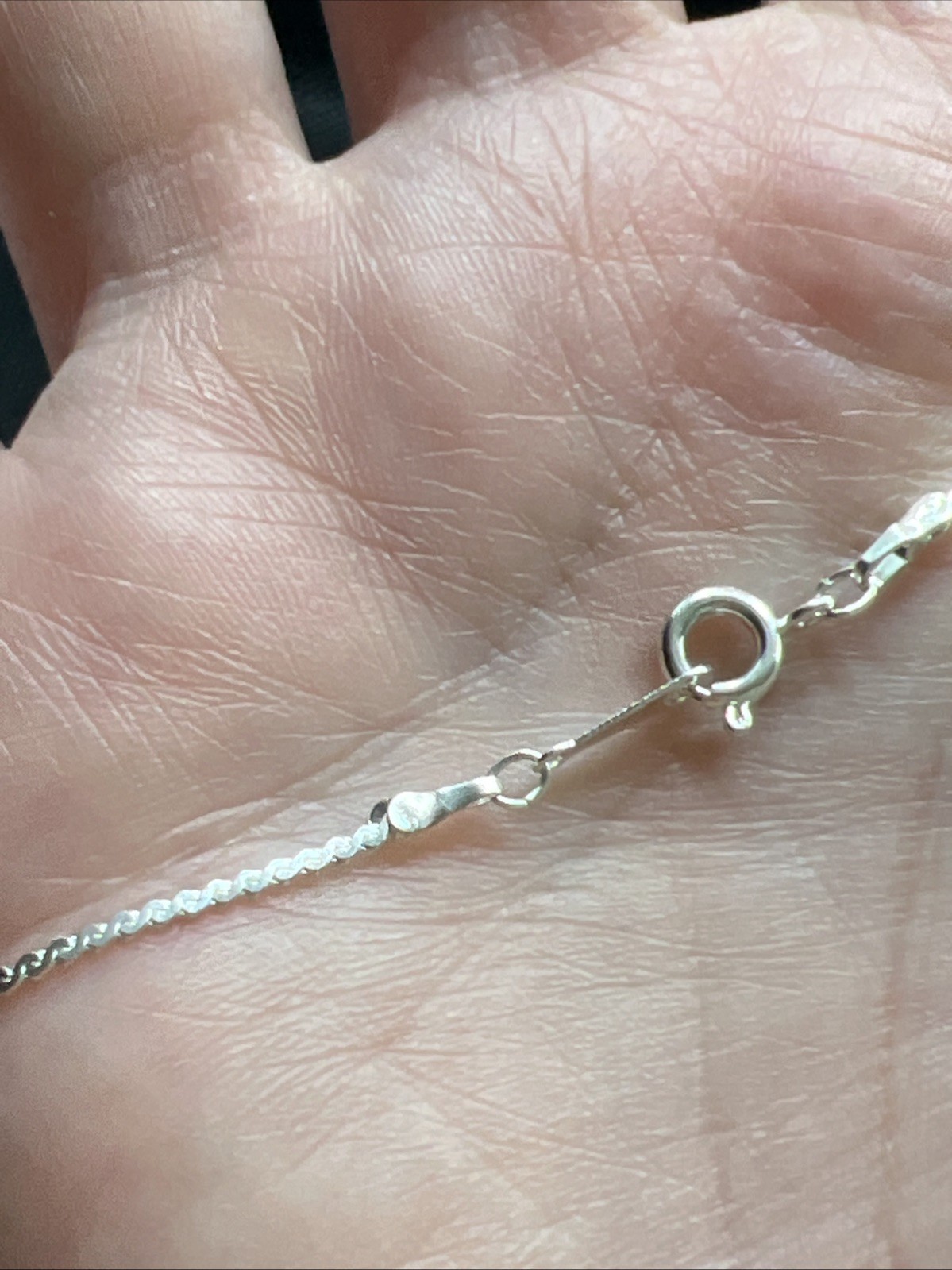 18K White Gold Necklace Chain 22” Brand New Weighs 2 Grams