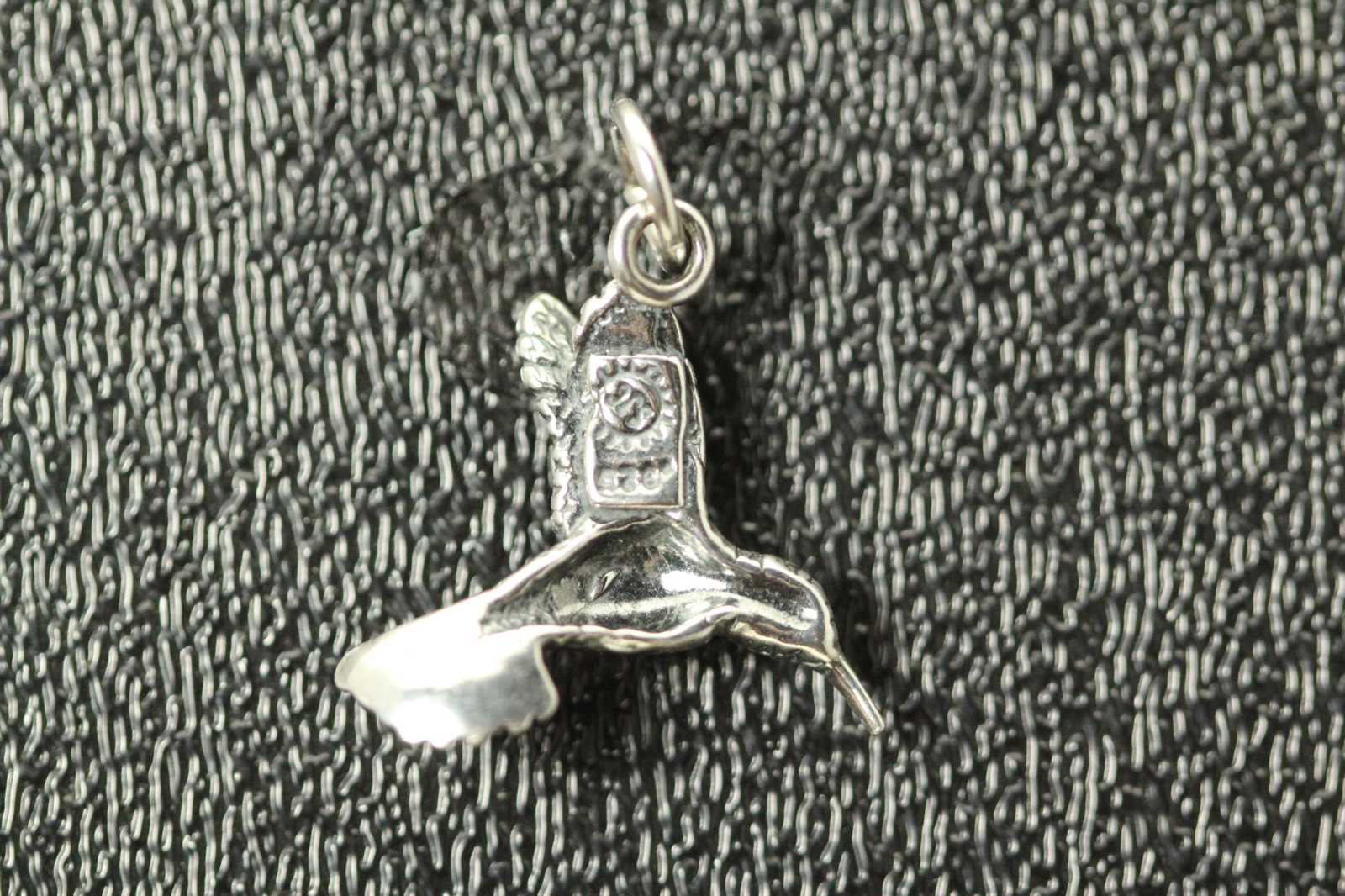 925 Sterling Silver Hummingbird Charm/Pendant 1.8 Grams (PEN9281)