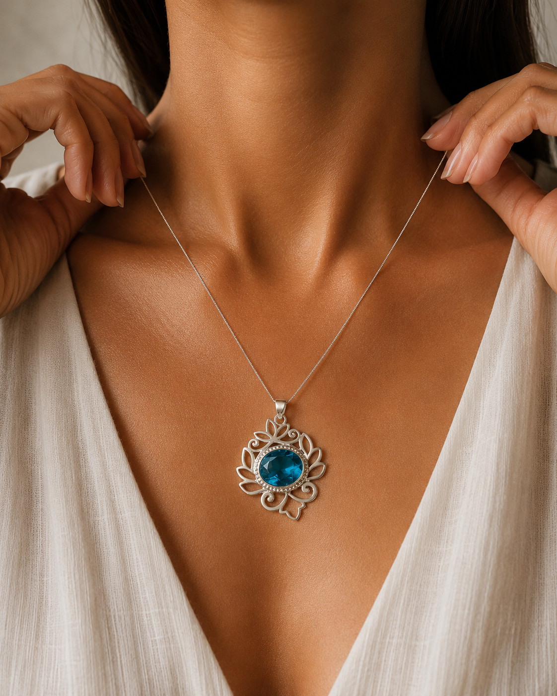Apatite Gemstone Sterling Silver Jewelry Pendant Dainty 1.48″ For Wadding Gifts