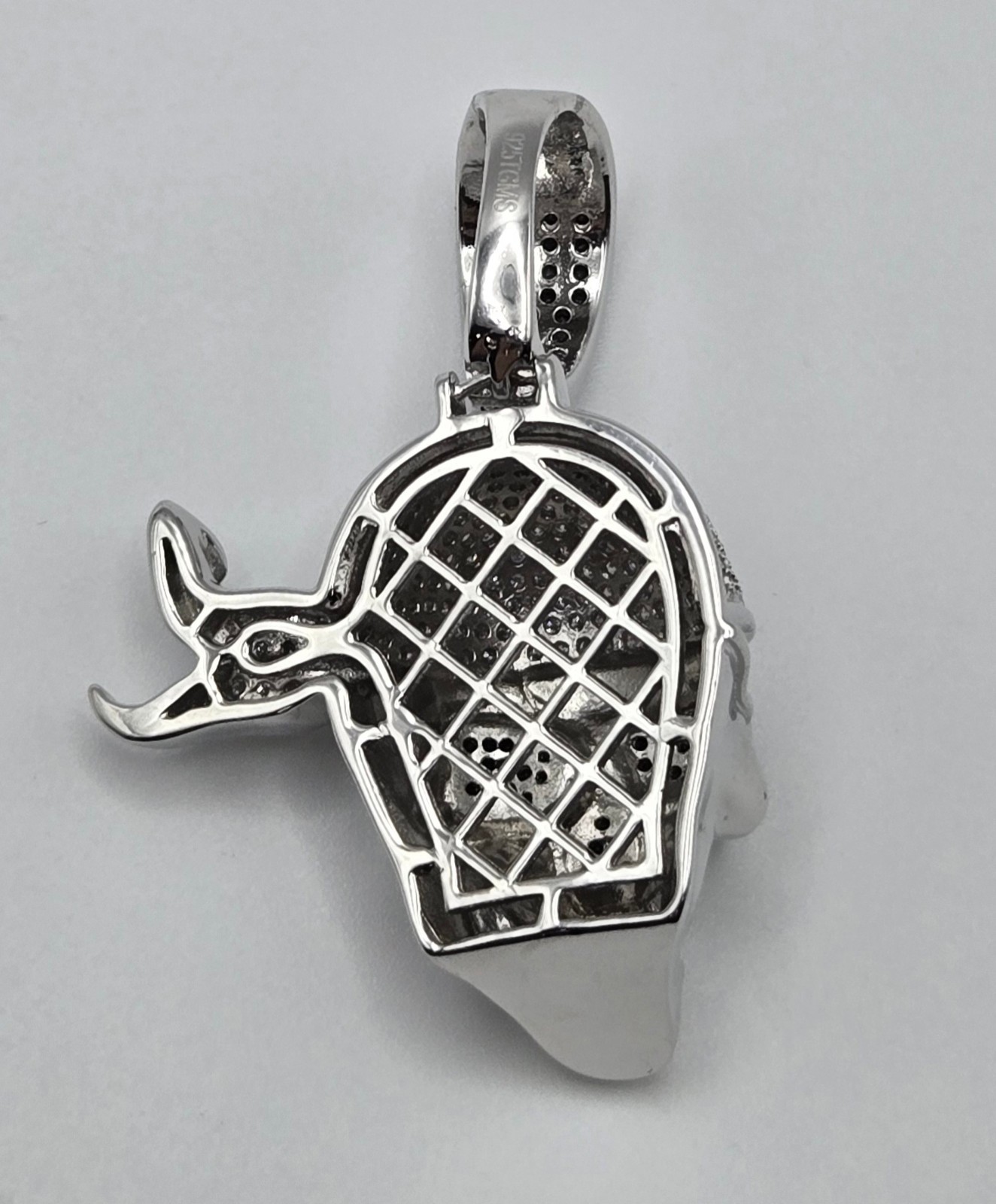 NEW 925 Sterling Silver Pirate Skull Pendant, 8.0CTW White & Black MOISSANITE