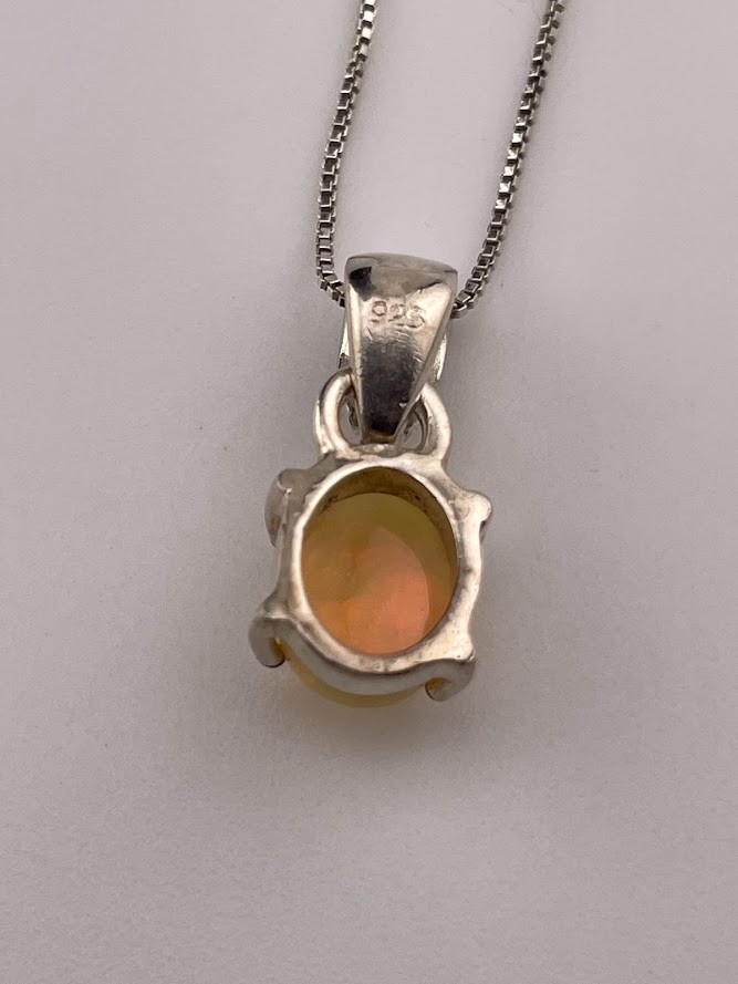 925 STERLING SILVER ETHIOPIAN YELLOW OPAL 9 X 7MM CABOCHON NECKLACE 18″ OCT 3370