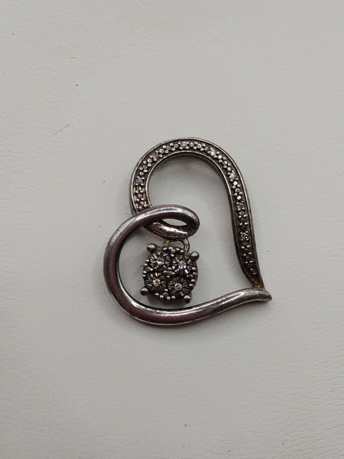 925 Sterling Silver Pave 1/10ctw Diamond Heart Pendant Pre-owned 2.1g