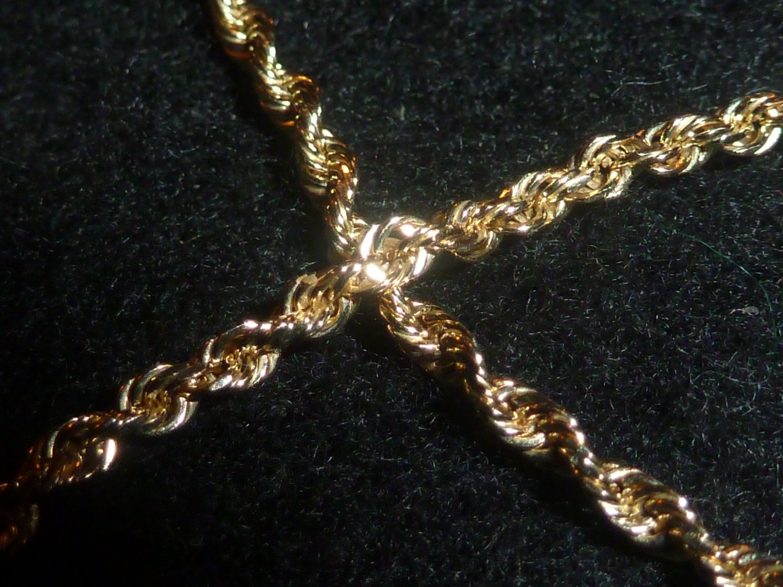 10K SOLID YELLOW GOLD DIAMOND-CUT ROPE TWIST BRACELET – 7″ – PERU – 1.92 GRAMS