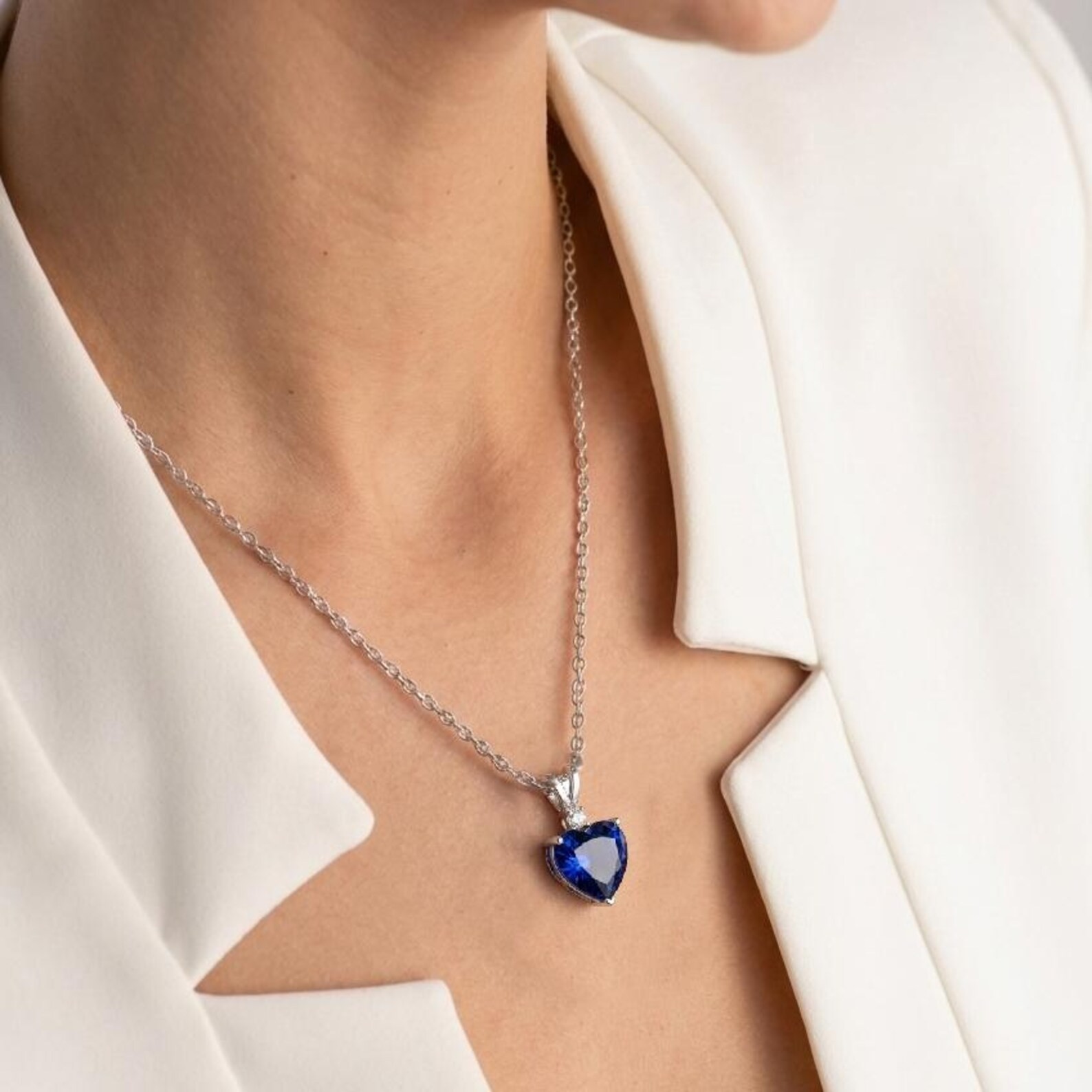 2.50 Ct Heart Cut Natural Sapphire Diamond Gorgeous Pendant 14K White Gold