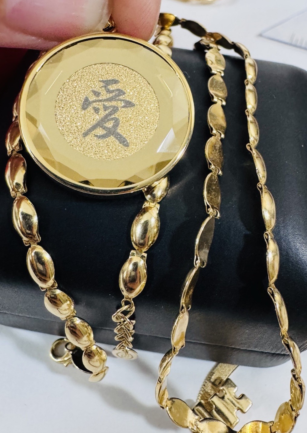 K18 Japan Gold Round Love Pendant Necklace 17/17.5” Long 16.3g 4mm