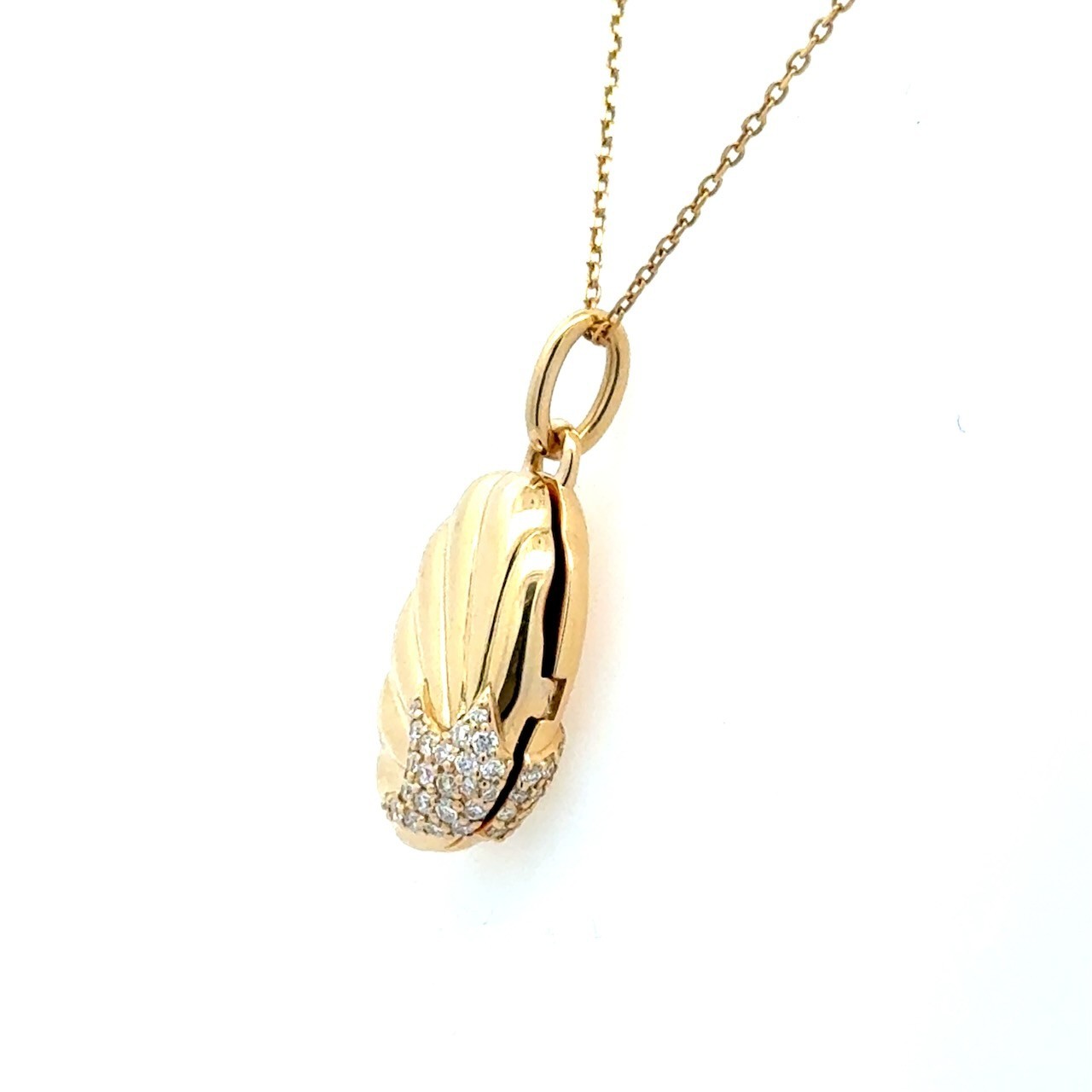 Monica Rich Kosann Neptune Shell Pavé Diamond Locket 18KT Gold Necklace
