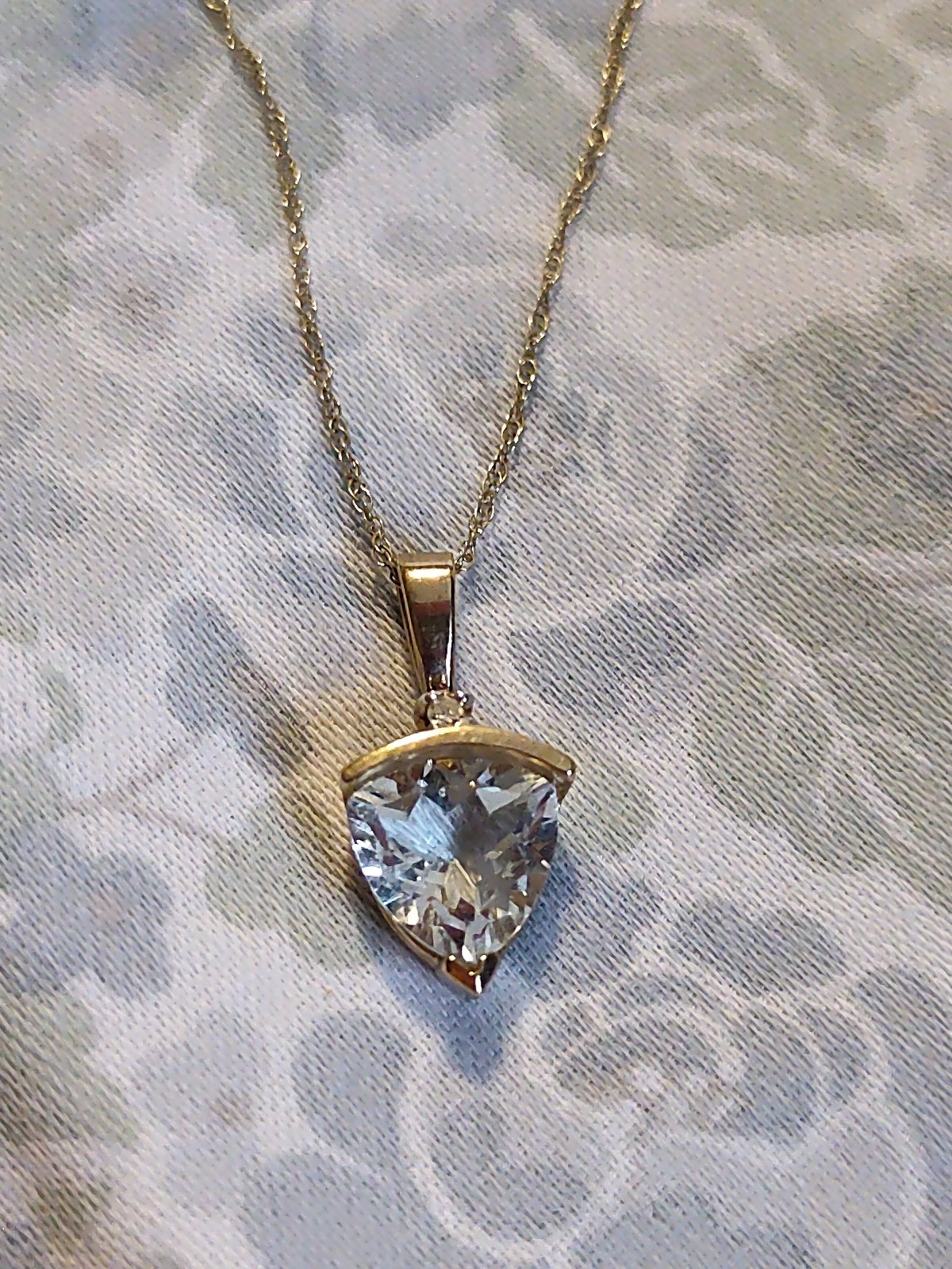Trillion Herkimer Faceted Pendant Necklace. Diamond. 10ktg.