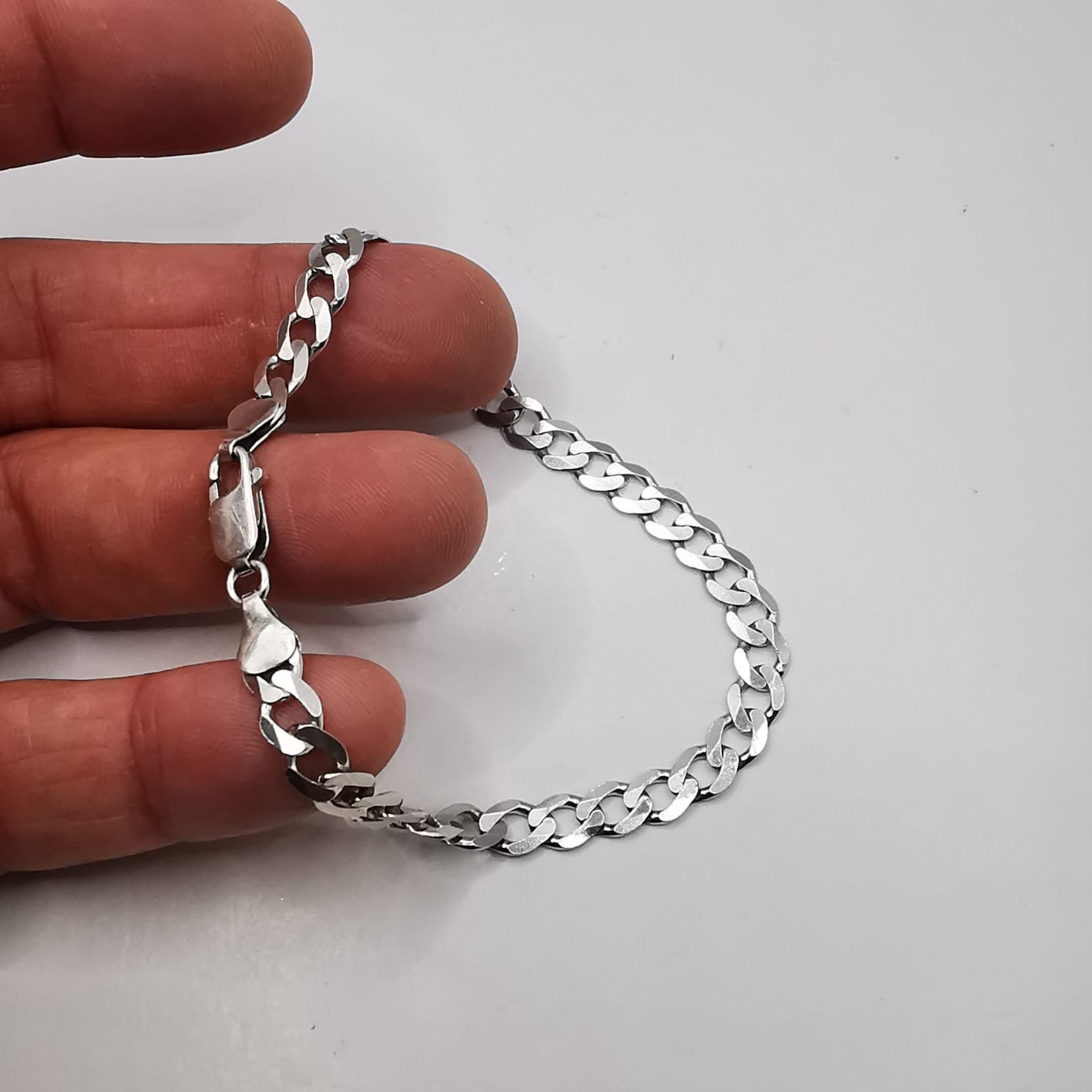 “Solid 925 Sterling Silver Curb Link Bracelet, 7.92g, High Quality Jewelry”