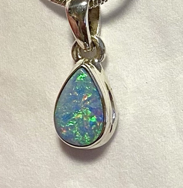 Natural Australian Opal Pendant 5/8” 925 Sterling Silver 🌹