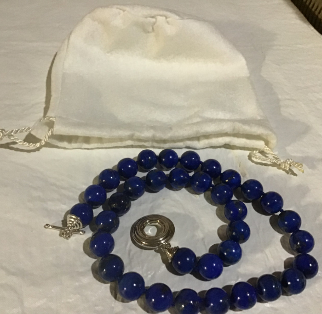 Pre-Owned: Unbranded Lapis Lazuli Beaded Necklace w/ 925 Toggle Clasp 18”