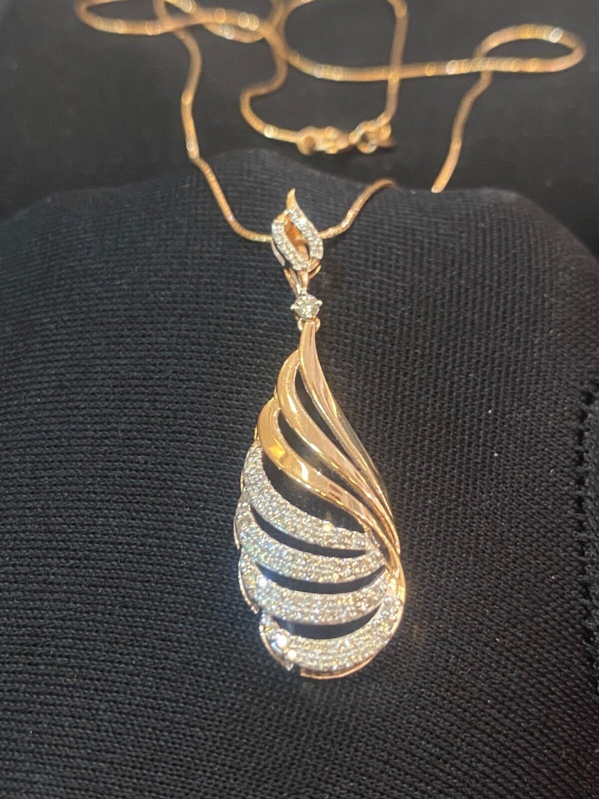 Pave 0.63 TCW Round Brilliant Cut Natural Diamonds Drop Necklace 14K Rose Gold