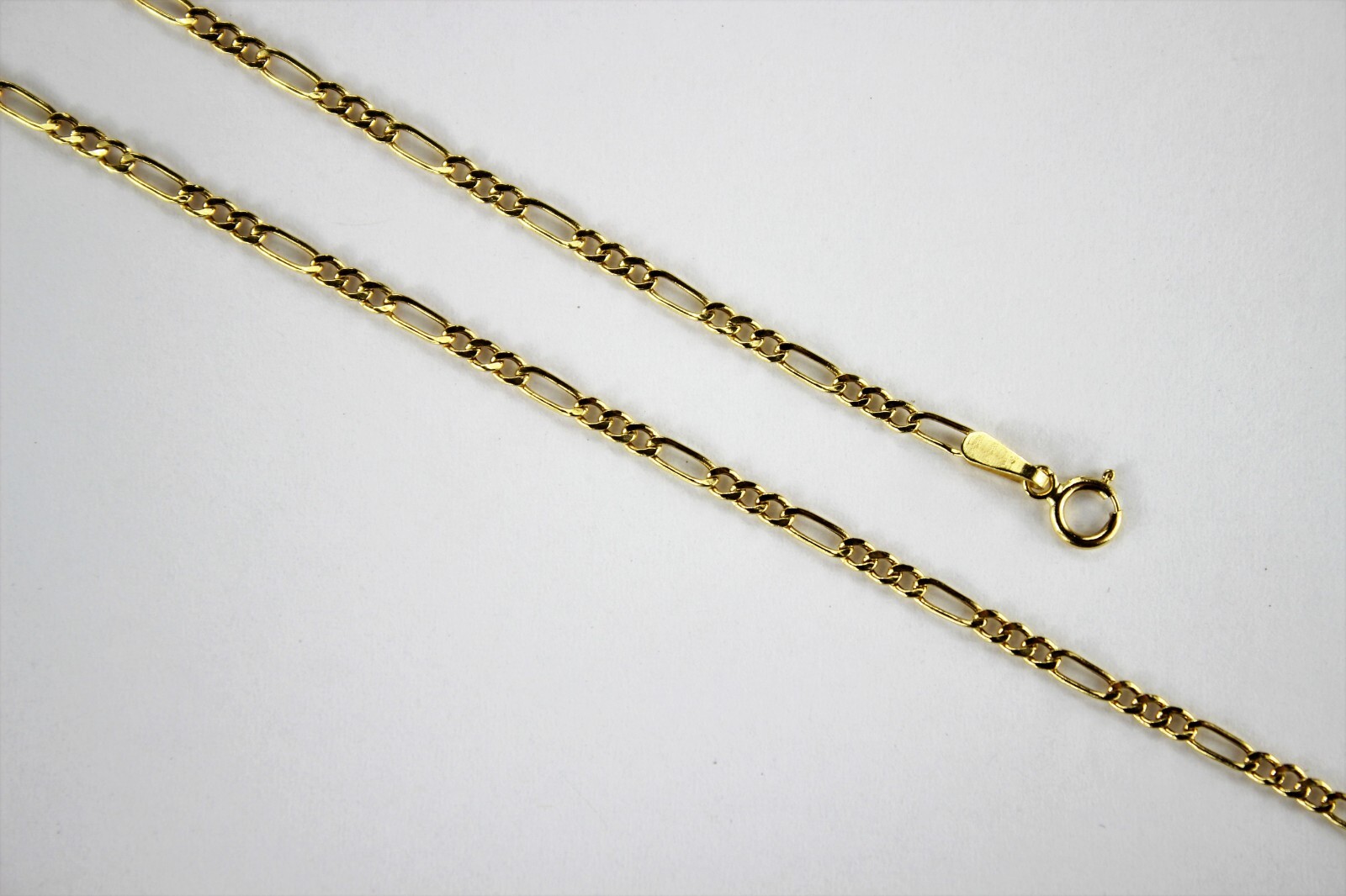 10k Yellow Gold 2mm-5.5mm Figaro Link Chain Necklace Bracelet 7″-30″ Hollow