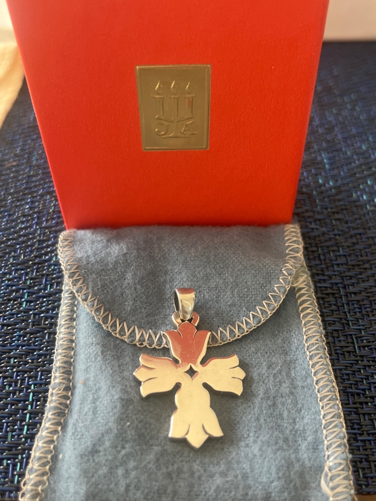 James Avery Sterling Silver Tulip Flower CrossS Pendant -RETIRED