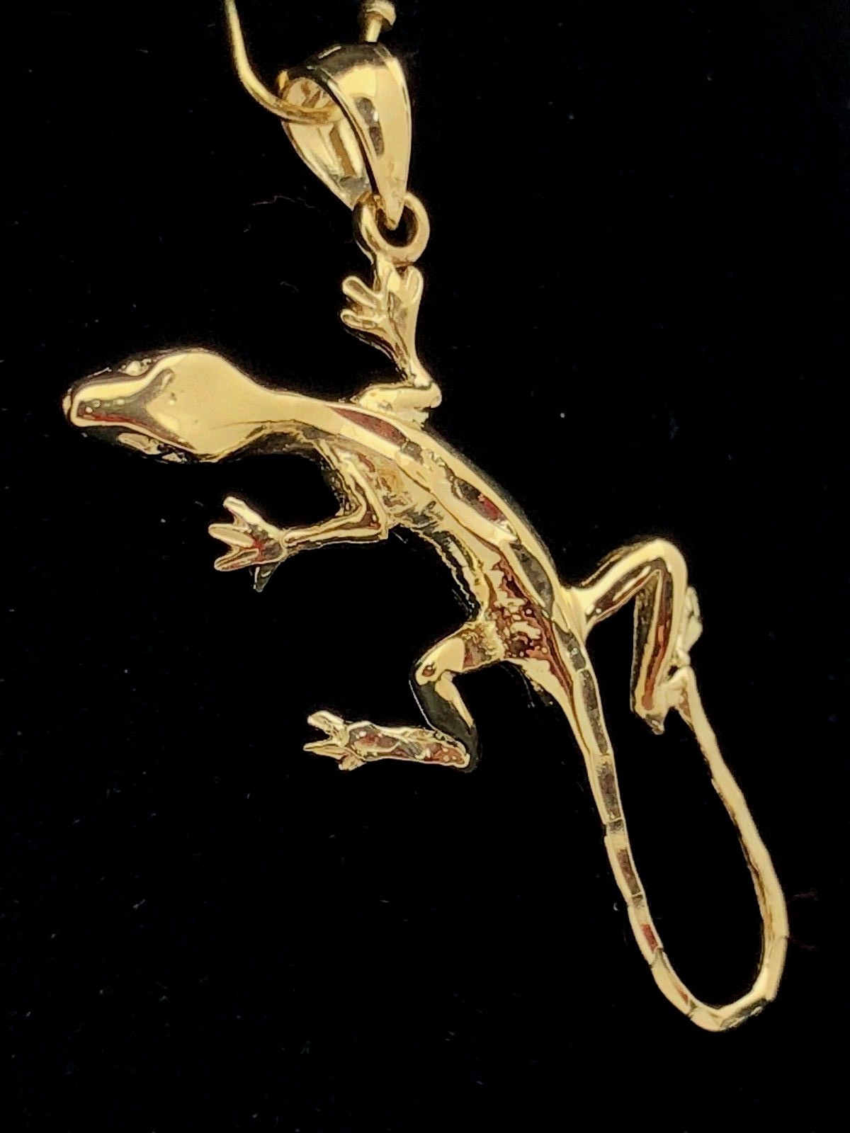 14k Yellow Gold Gecko Lizard Pendant Reptile Charm 1.5″ 3.4 grams