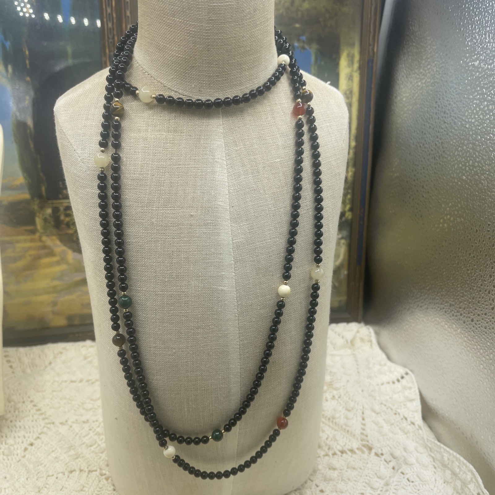 Vintage Fine Jewelry Black Onyx 14 kt Multi Color Stone 60″ Necklace