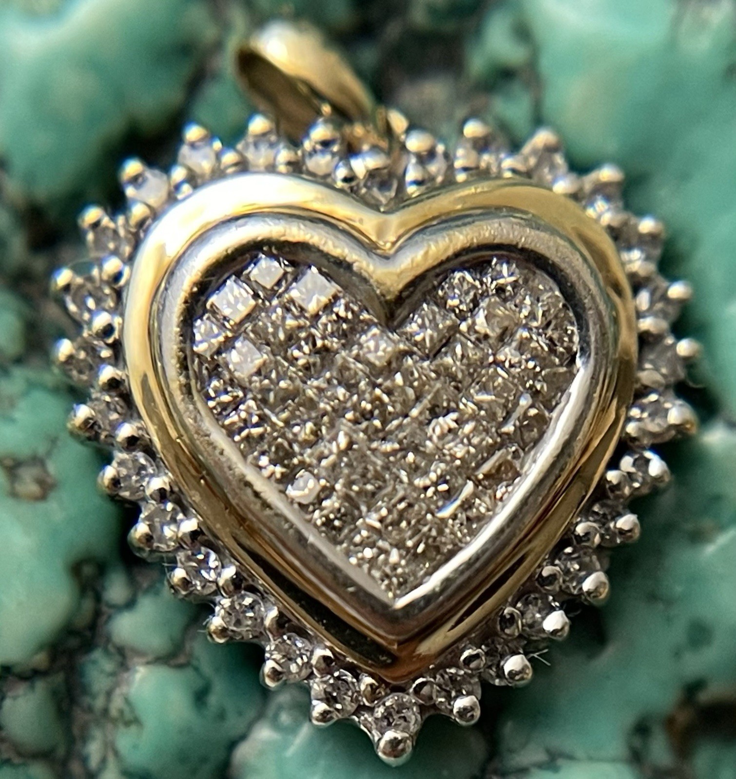 2 Grams 10k Solid White & Yellow Gold Natural Diamond Heart Pendant Pave Cluster
