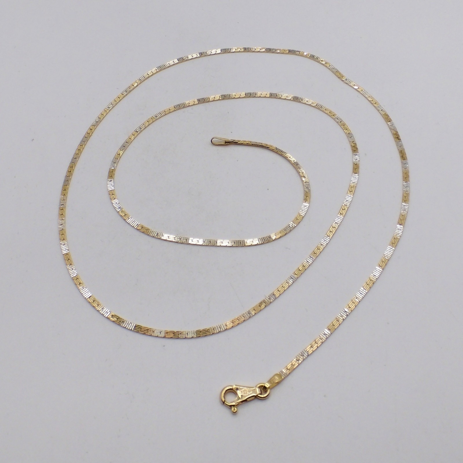 Solid 14k Gold Textured Herringbone Link Chain Necklace Two Tone Italy 24in