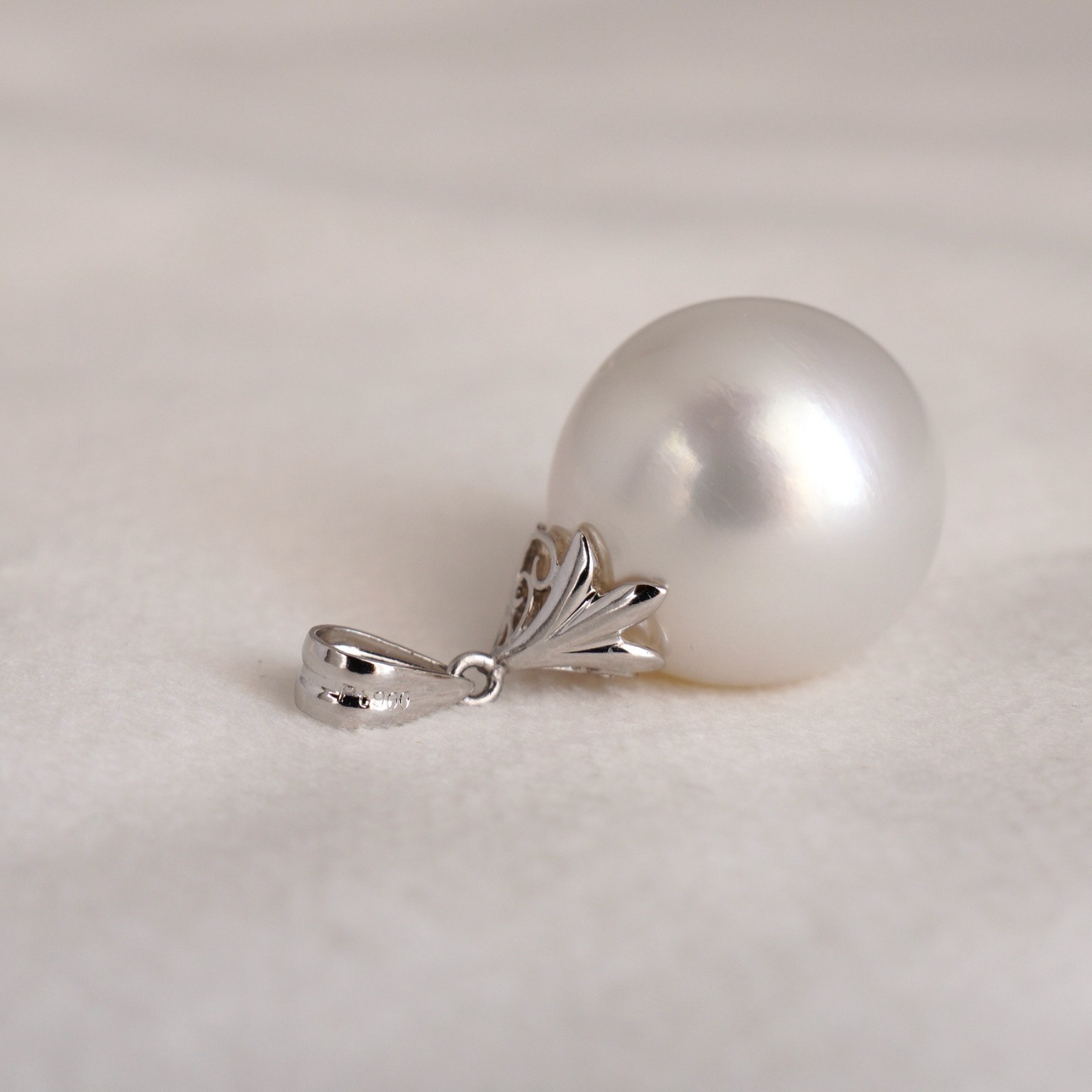 Luster~ Big 15.5mm White Australian South Sea Pearl Pendant Platinum 900,Gift