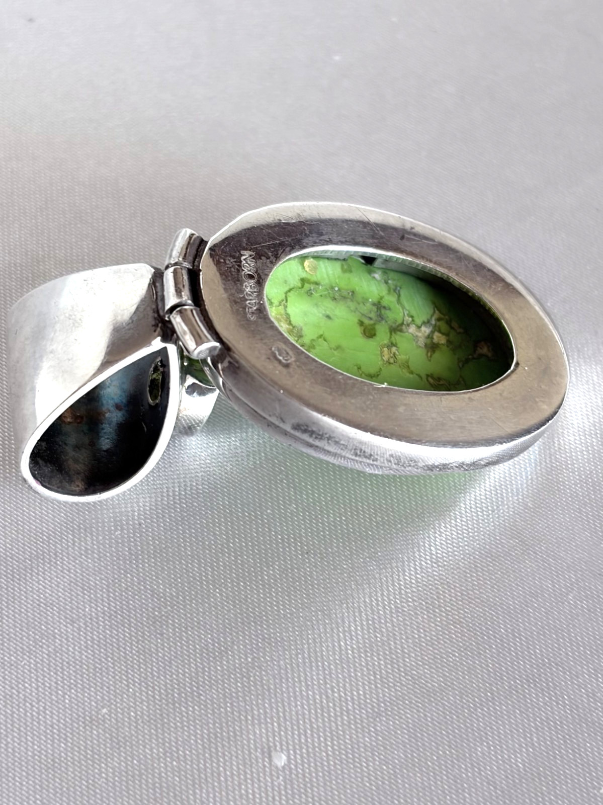Starborn 925 Sterling Silver Green Tuquoise Pendant w/ Peridot Accent
