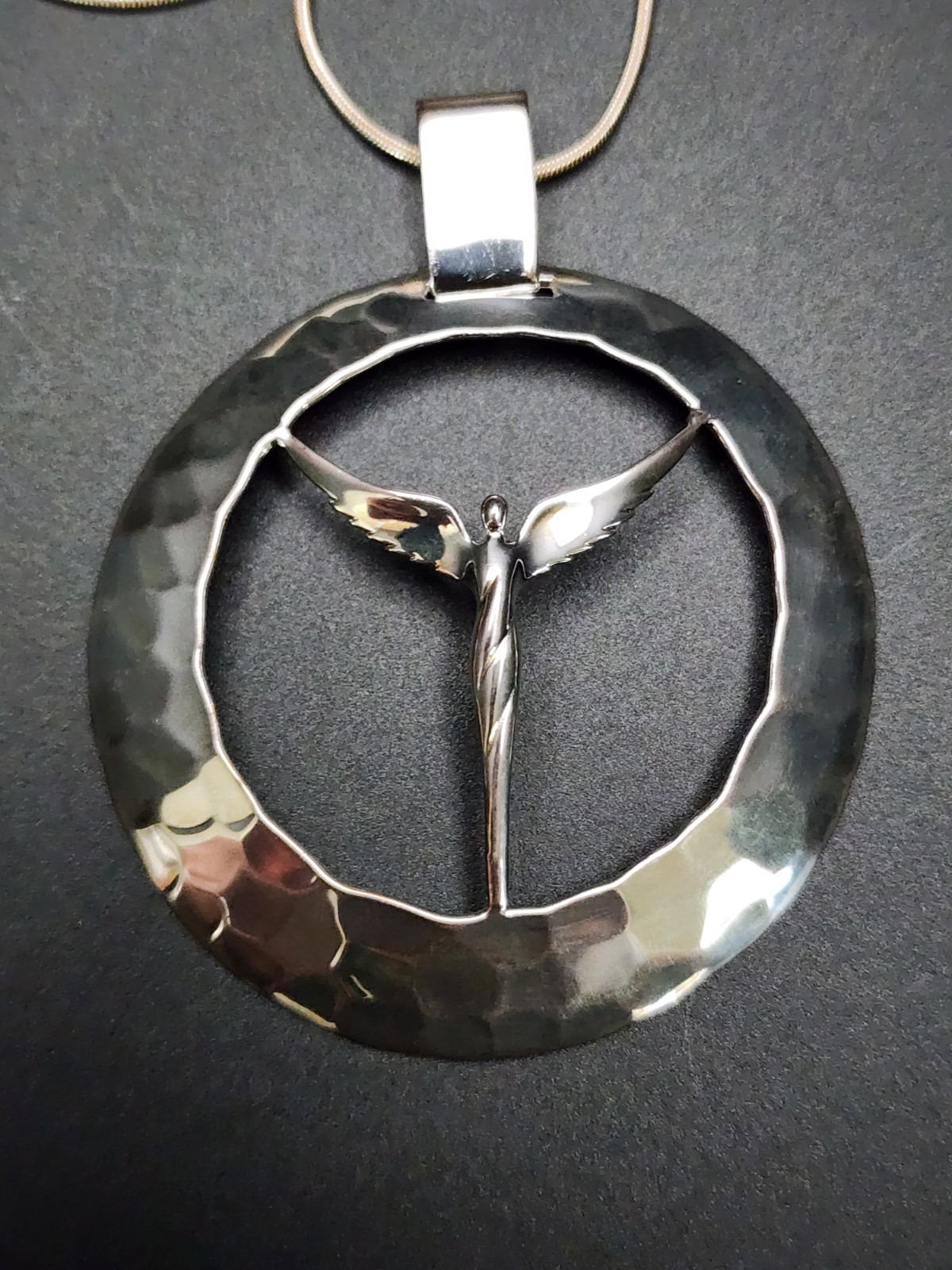 Nice Lavaggi Sterling 925 Silver Hammered Circle Angel Pendant & Necklace