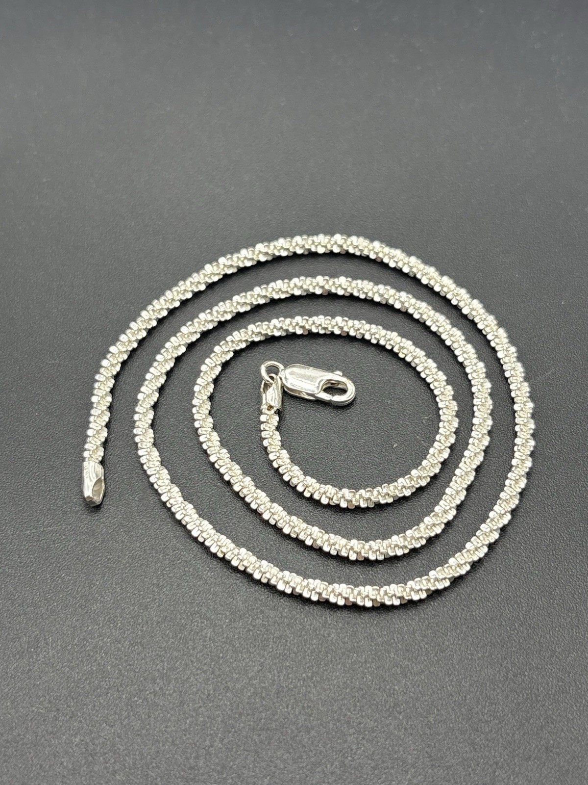 EUC Sterling Silver 18″ 2.7MM Glitter Chain Necklace 8 Grams F8