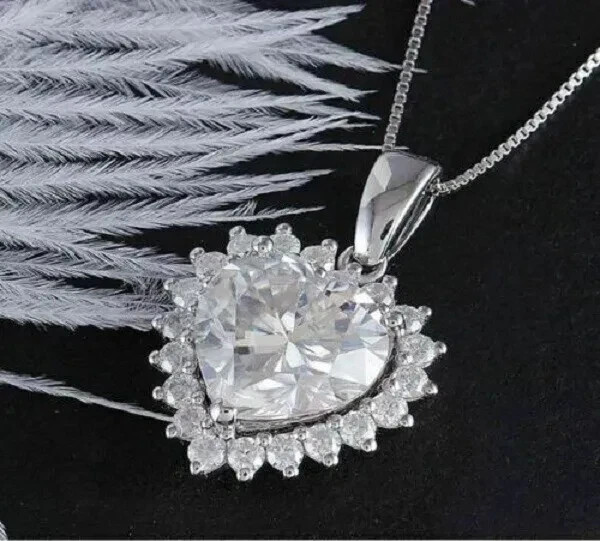 2.20Ct VVS1/D Diamond Heart Halo Pendant Necklace 18″ Chain 14k White Gold Over