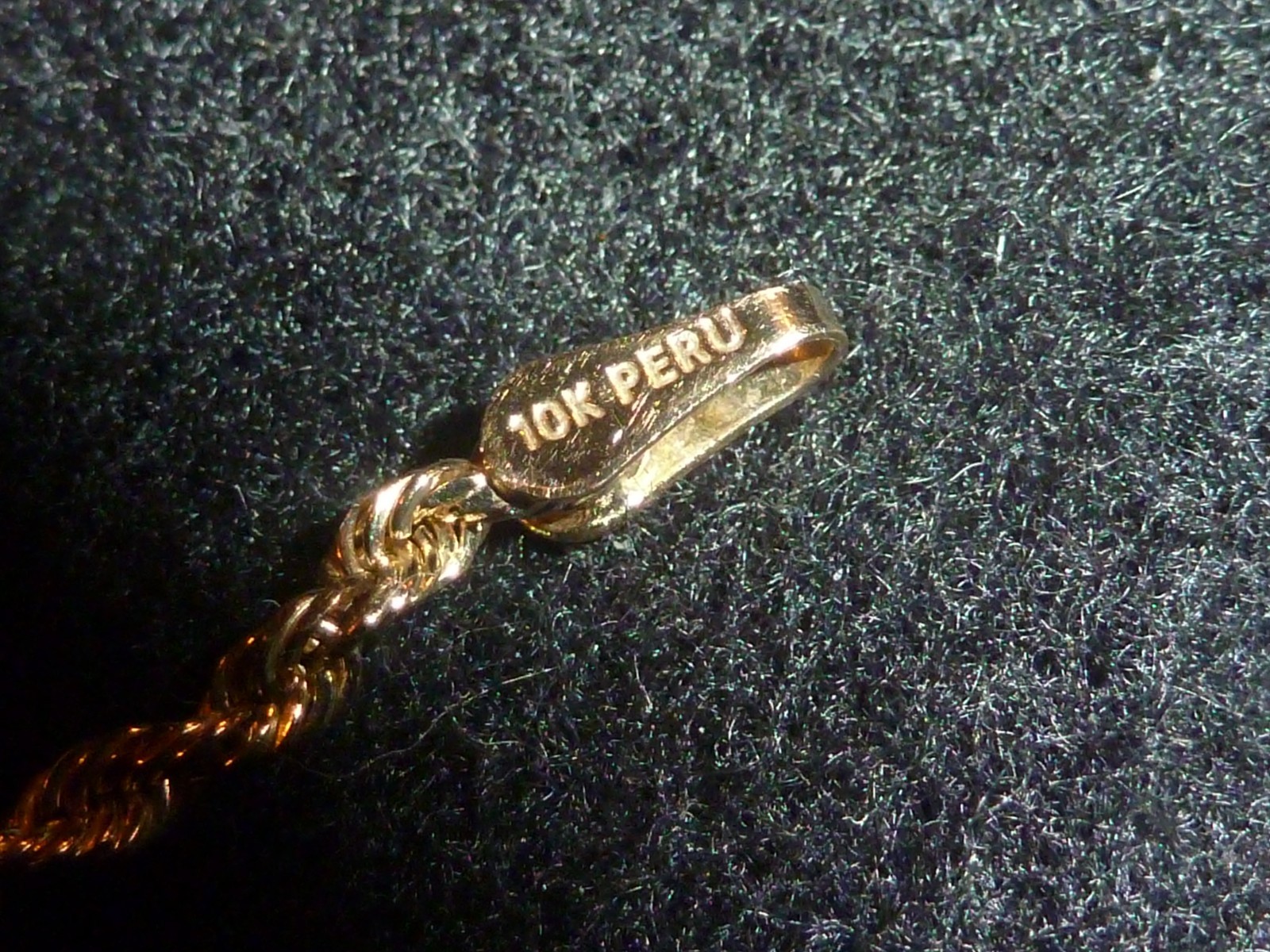10K SOLID YELLOW GOLD DIAMOND-CUT ROPE TWIST BRACELET – 7″ – PERU – 1.92 GRAMS
