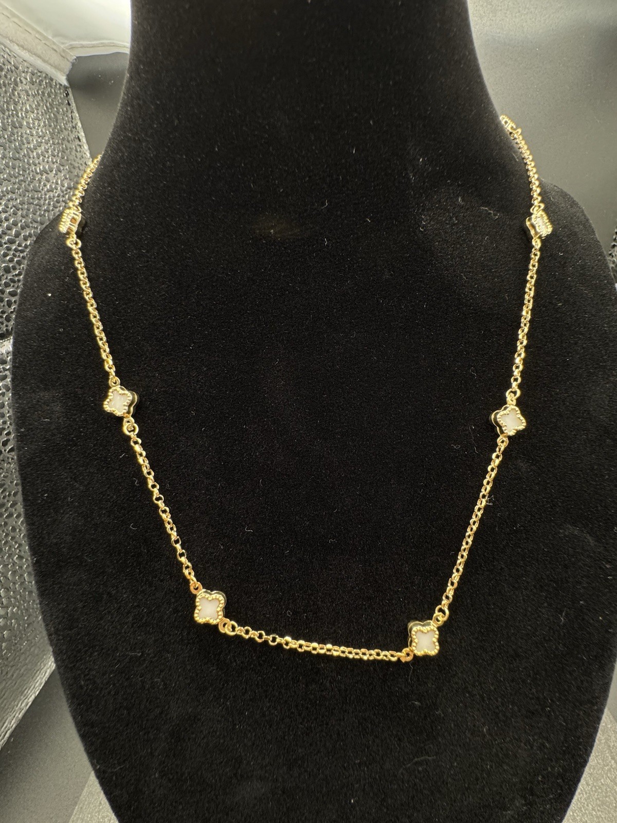 Yellow Gold Station Cable Chain Necklace, Spring Ring Closure, 4.69g