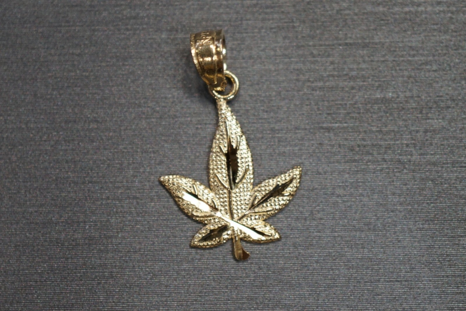 14K Solid Yellow Gold Tiny Diamond Cut 0.8″ Marijuana Leaf Charm Pendant.