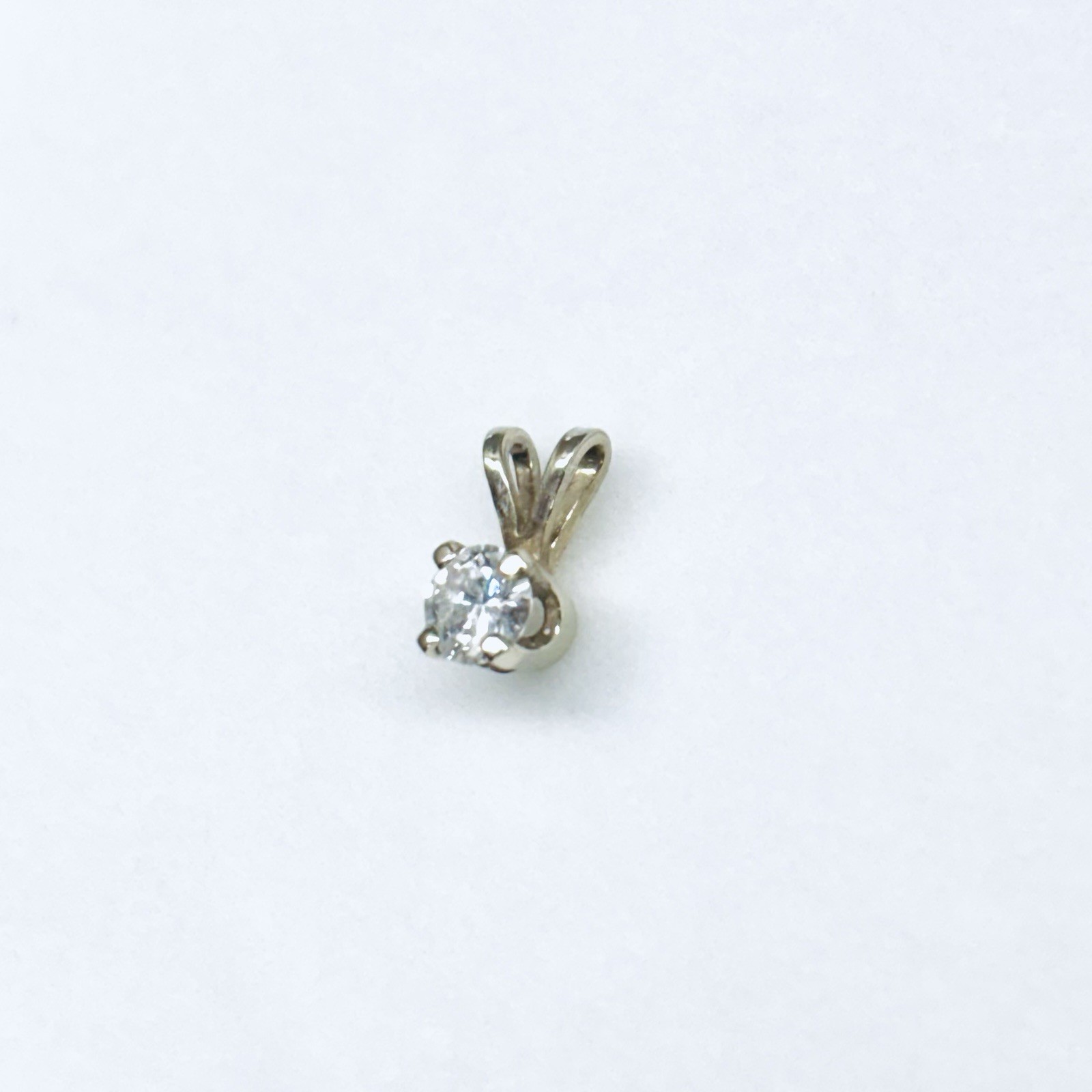 0.20 Ct 14k White Gold Round Cut Natural Diamond Drop Solitaire Pendant Charm