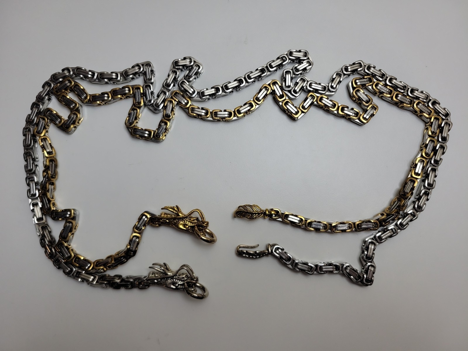 2 DRAGON HEAD SILVER AND GOLD STAINLESS STEEL CHAINS BELT HOOK CLOSURE 40″ LONG