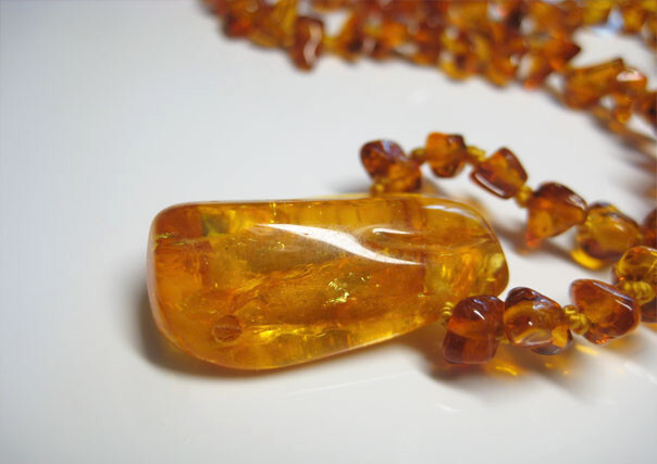 Genuine Beautiful Baltic Amber Necklace 21 in !!!