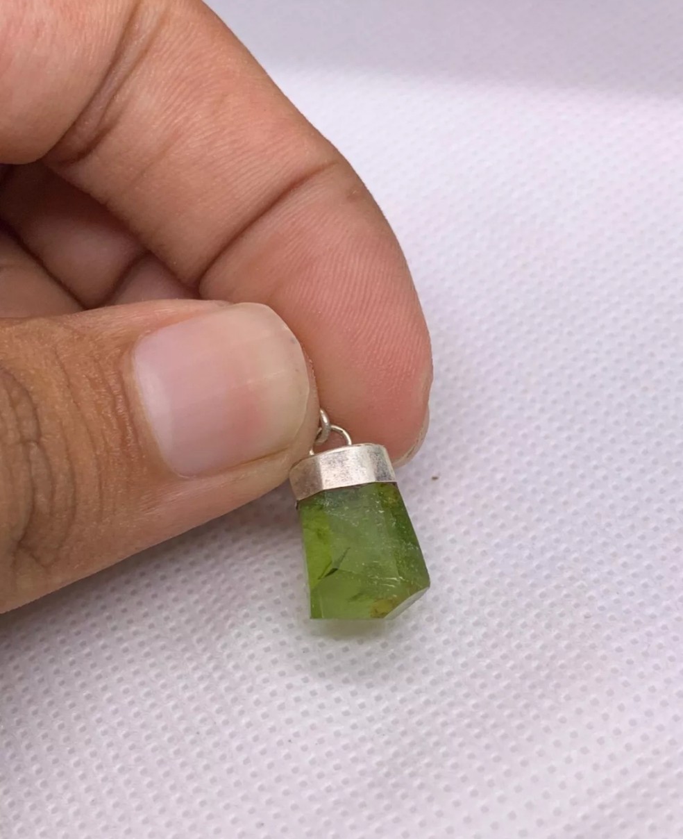 100% Natural Gemstone Green Peridot Pendant 925 Sterling Silver Gemstone