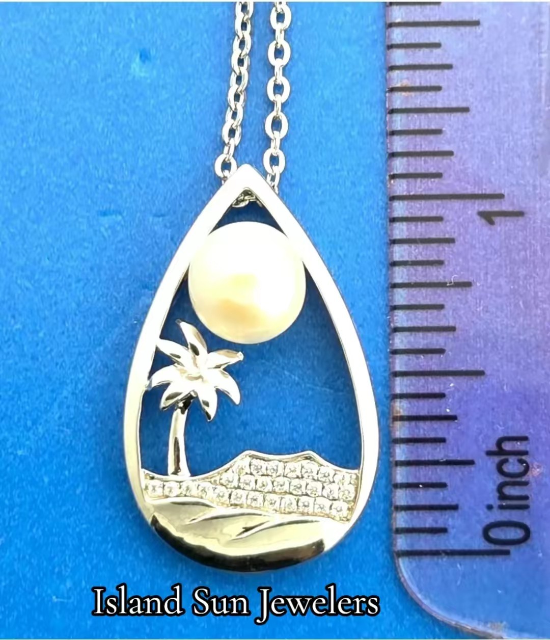 Alamea Diamond Head Palm Tree Pendant, Sterling Silver