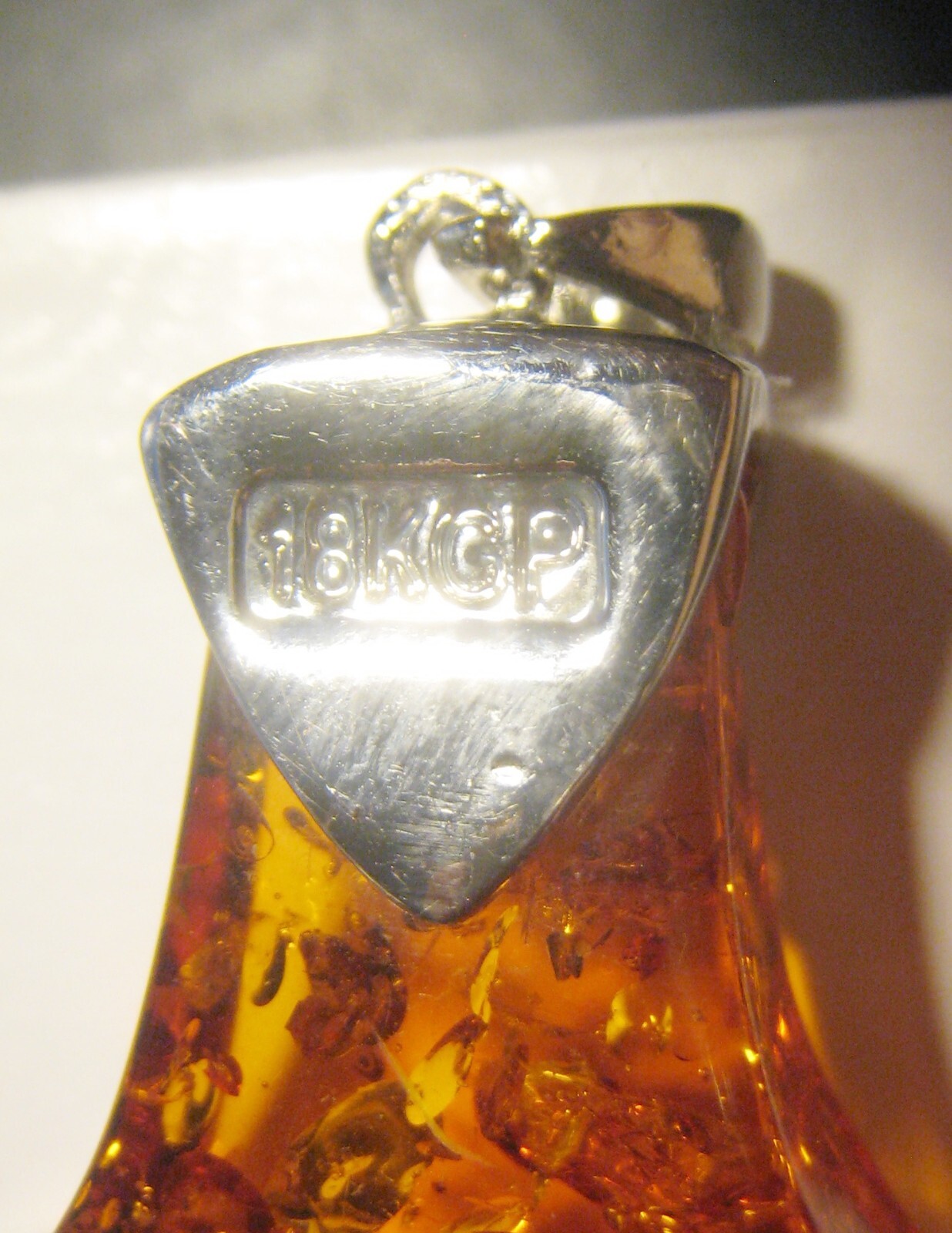 Pendant Fine Gold Plated 18KGP Amber 32g Very Good