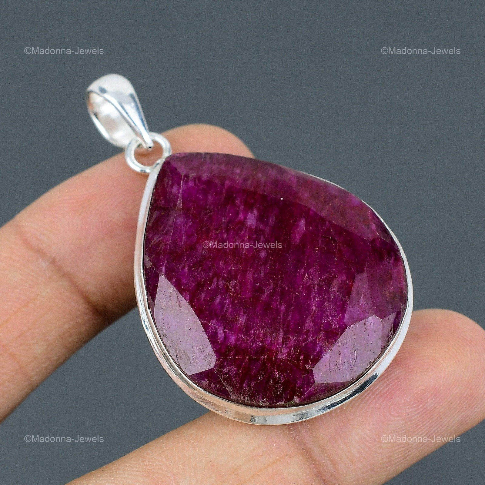 Womens day Sale Natural Kashmir Rubi Handmade Wedding Pendant Jewelry 925 Silver