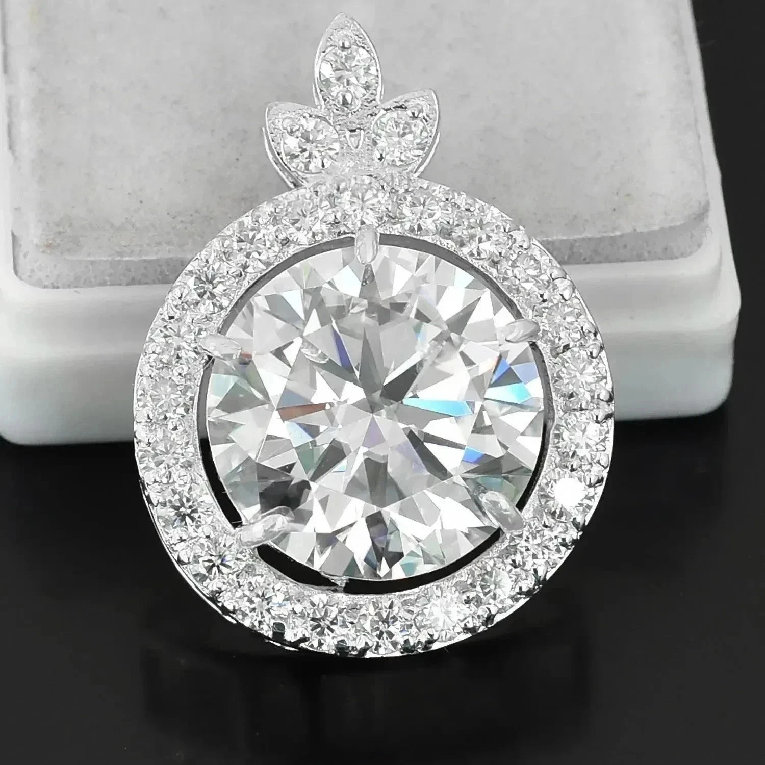 11.50 Ct Round White Treated Diamond Solitaire Pendant 925 Silver Certified
