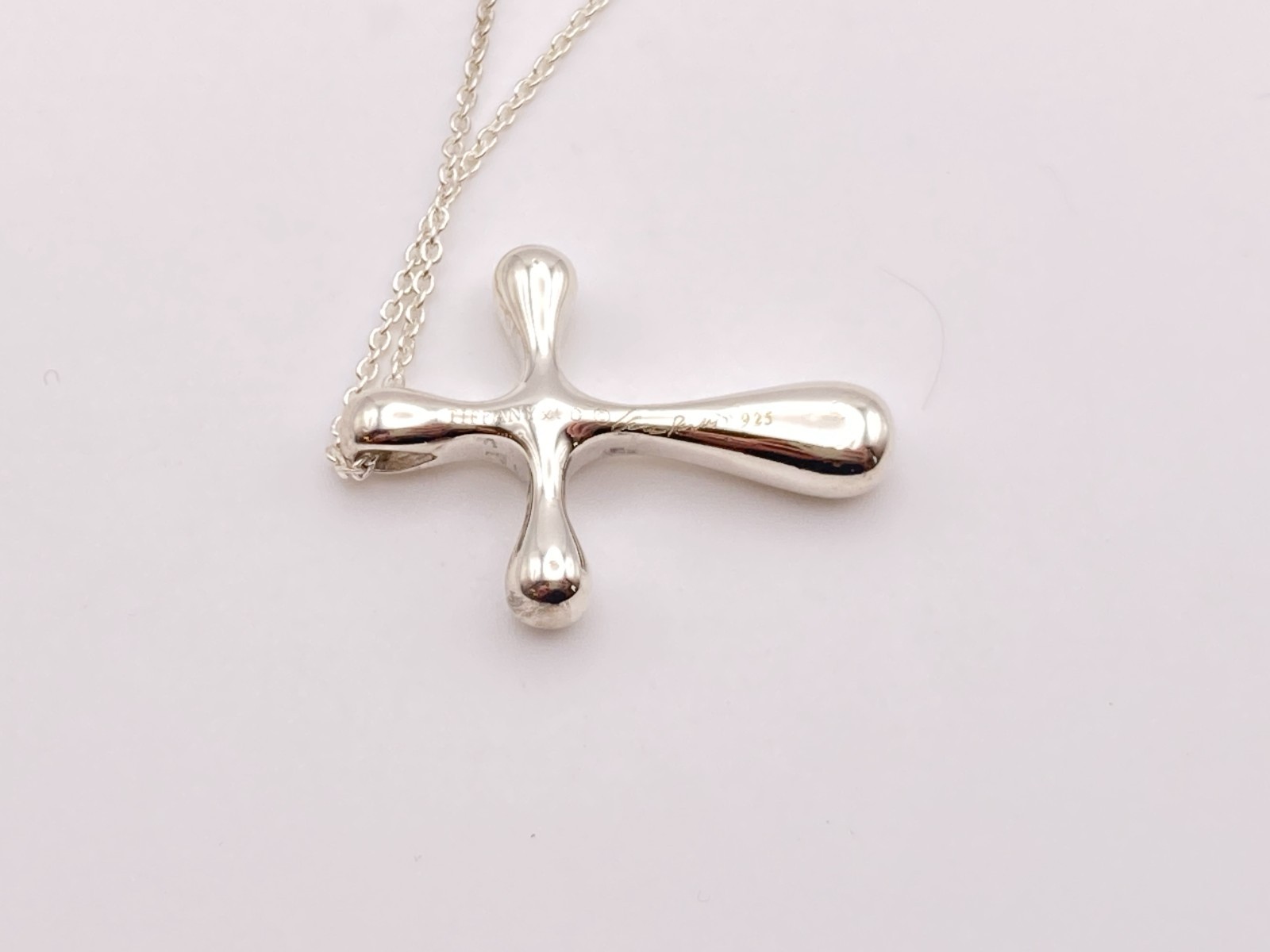 Tiffany & Co. 29mm Small Cross Pendant Necklace 16″ Silver 7.5g