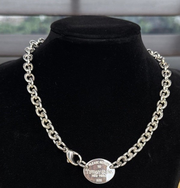15.5” Please Return To Tiffany & Co Sterling Silver Oval Tag Choker Necklace