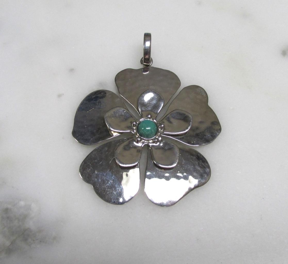 Ail Aluma Hammered Sterling Silver Flower Pendant w/ Unknown Stone 13g ~ 11-A626