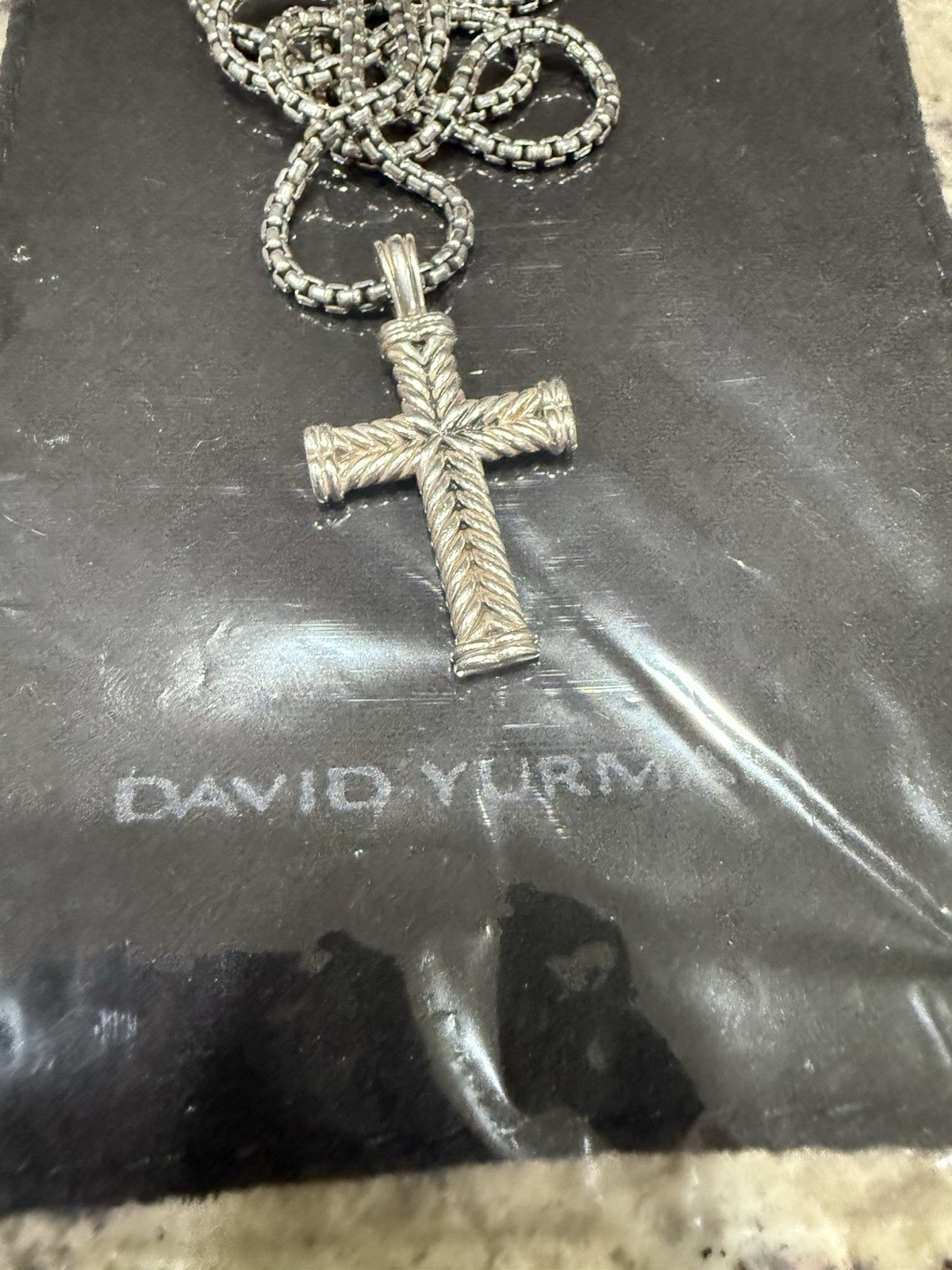 David Yurman Men’s Sterling Silver Chevron Cross Pendant & 22″ Box Chain Set.