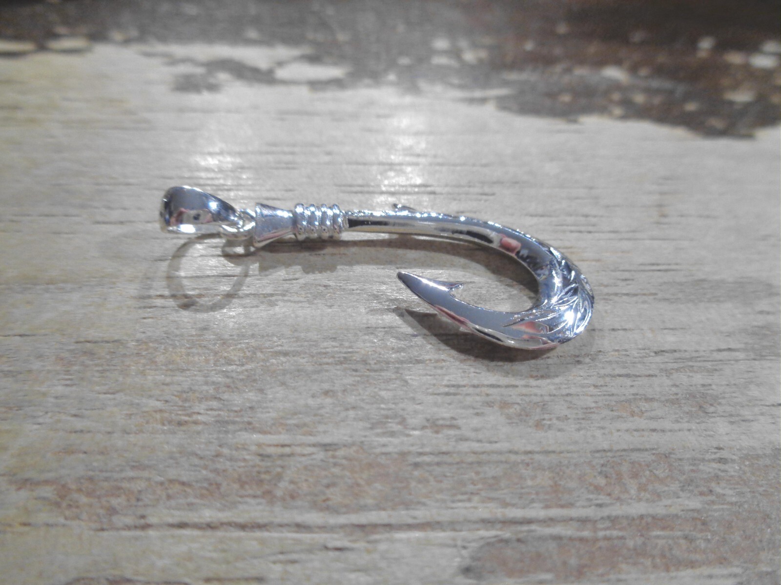 19MM SOLID 925 SILVER 2SIDED ENGRAVED HAWAIIAN SCROLL MAILE FISH HOOK PENDANT #2
