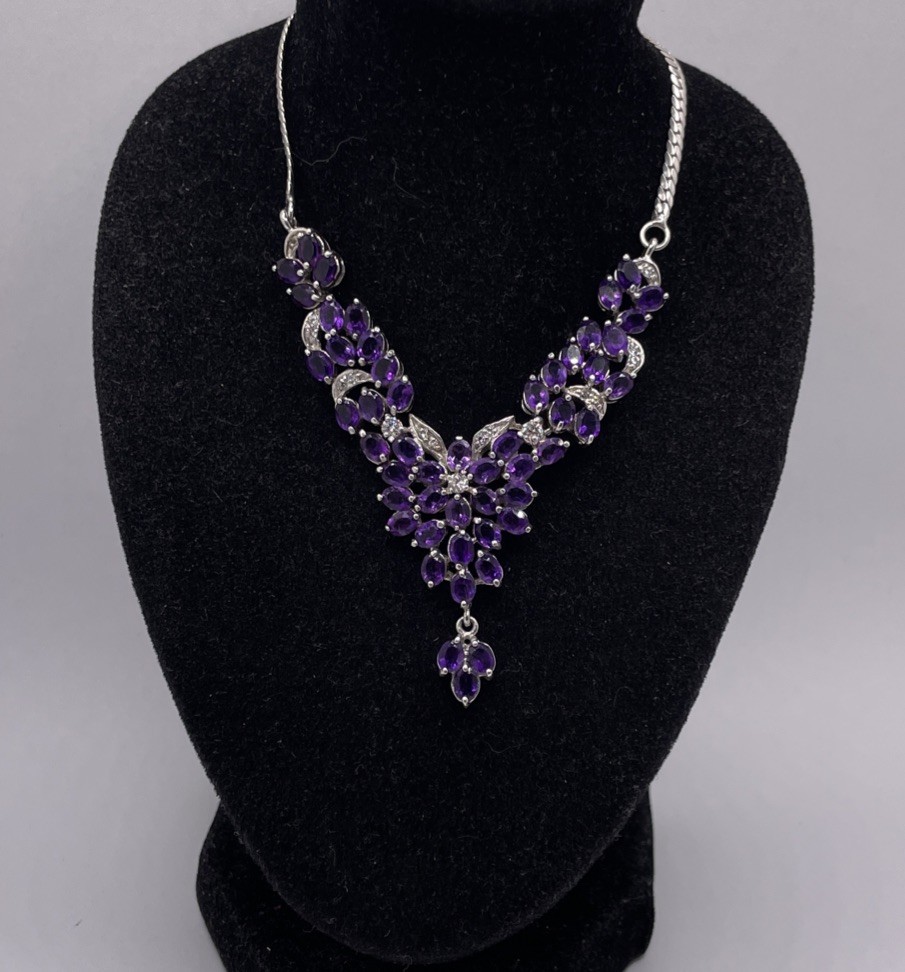 Amethyst & White Stone Set Elegant Sterling Statement Necklace 17.5in (15.65g)