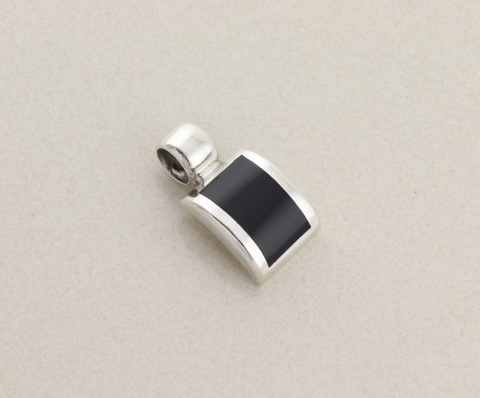 Sterling Silver Black Onyx Pendant Vintage Mexico 1 1/2″ x 3/4″ inch