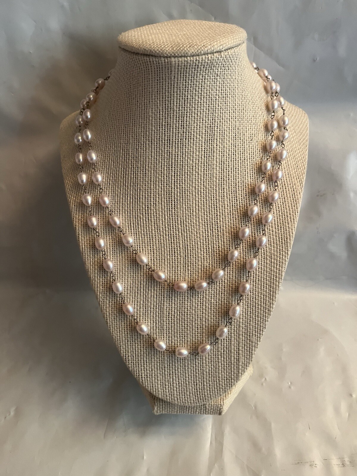 Necklace, Cultured & Knotted Pearls, 25 inch string, no makers mark, no hallmark